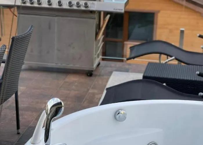 شقة Seasons بالانغا